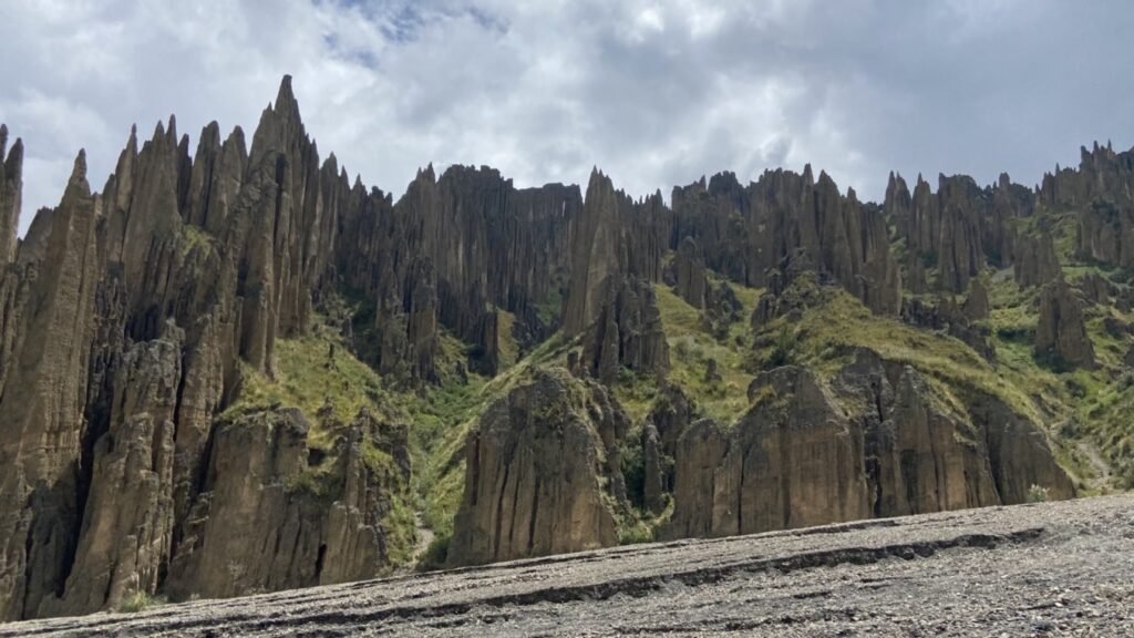 formation géologique de roche Vallée de las animas à coté de La Paz en Bolivie